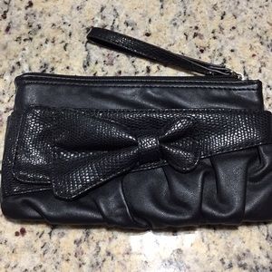 Black wristlet with bow